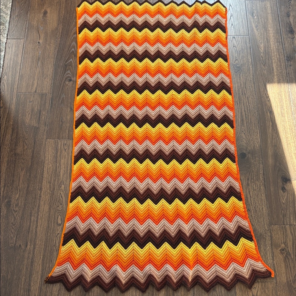 Vintage 70's Handmade Chevron Crochet Afghan 36”x72”